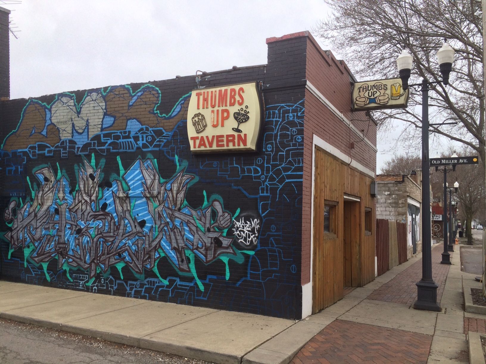 Thumbs Up Tavern